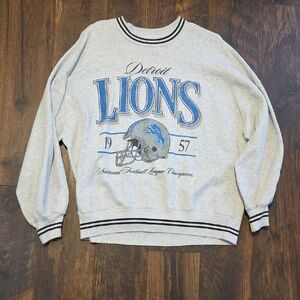 Abercrombie & Fitch Detroit Lions Gray Crewneck Sweatshirt